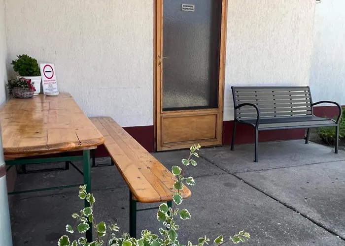 Flamingo Szallas Frühstückspension