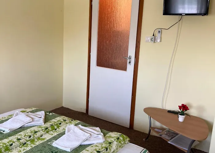 Flamingo Szallas Frühstückspension 4*